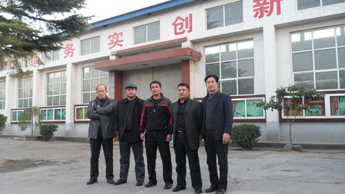 沁陽市（shì）香蕉黄瓜丝瓜绿巨人樱桃最新版機械有限公司