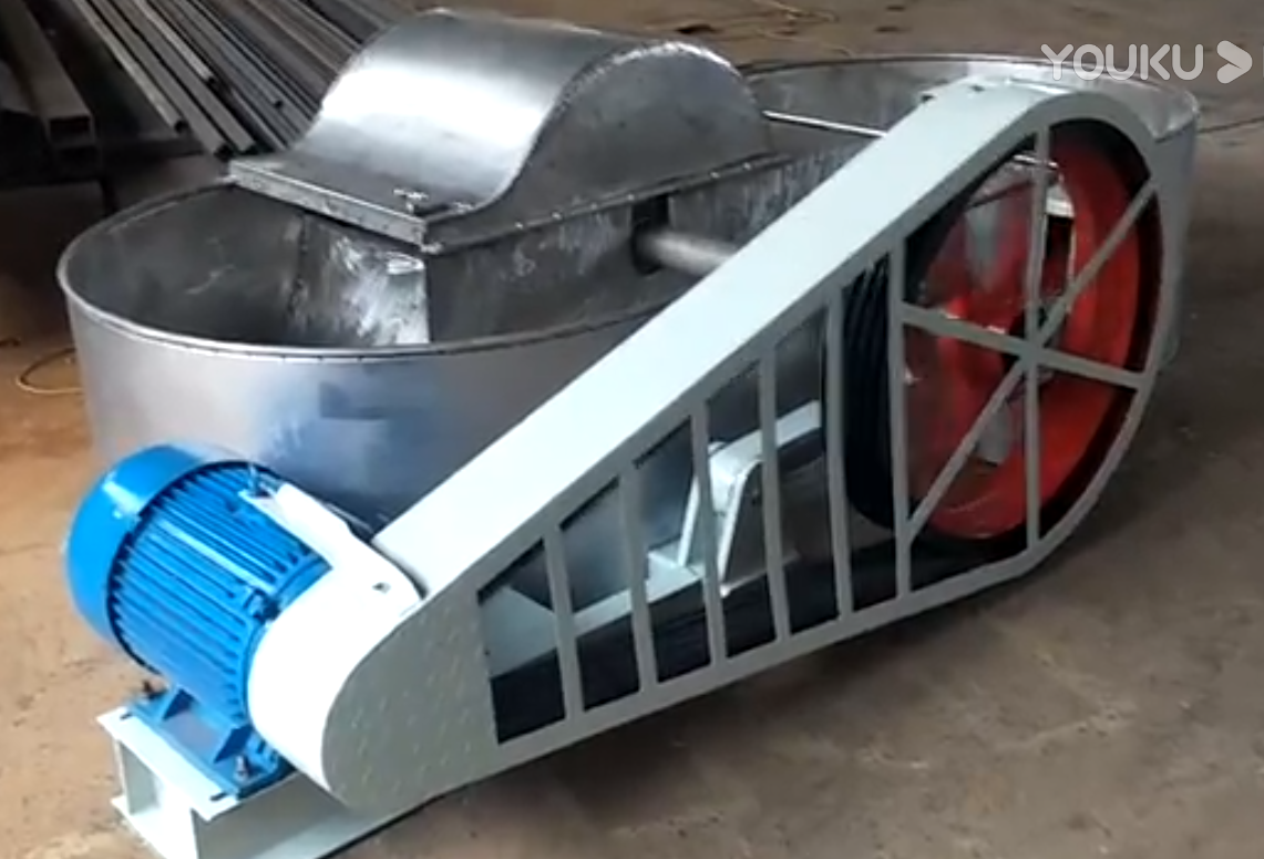 荷兰式（shì）打浆机、槽式打浆机、香蕉黄瓜丝瓜绿巨人樱桃最新版造纸机械设备（bèi）、碎浆设备、破布（bù）碎解设备